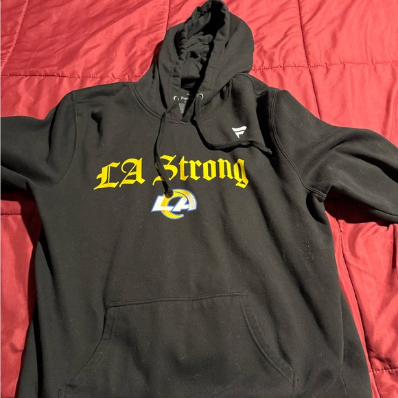 Fanatics Other - Fanatics Black and Yellow LA Strong Hoodie